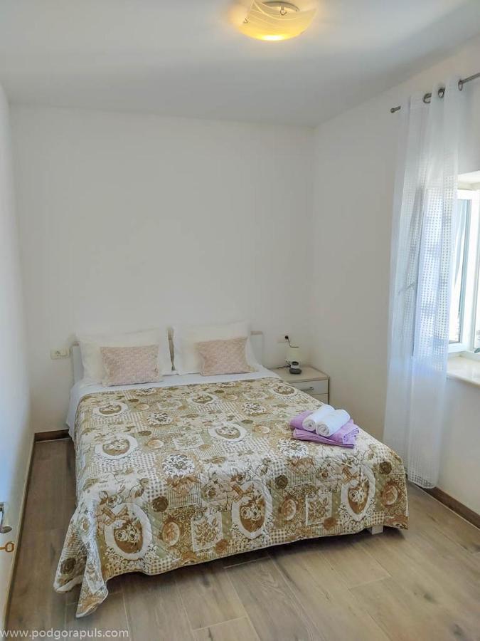 Apartman Krzenic With Sea View 포드고라 외부 사진