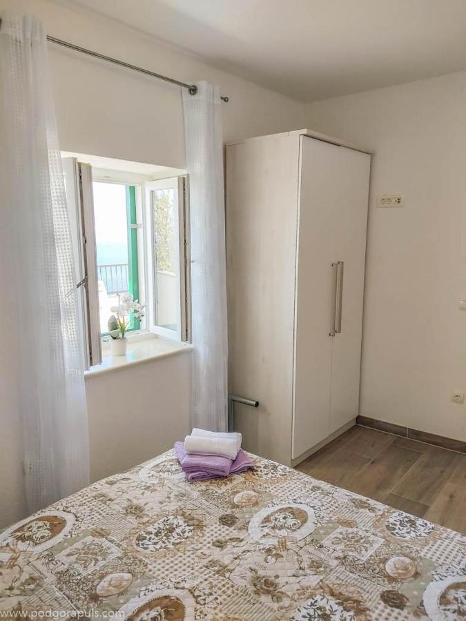 Apartman Krzenic With Sea View 포드고라 외부 사진